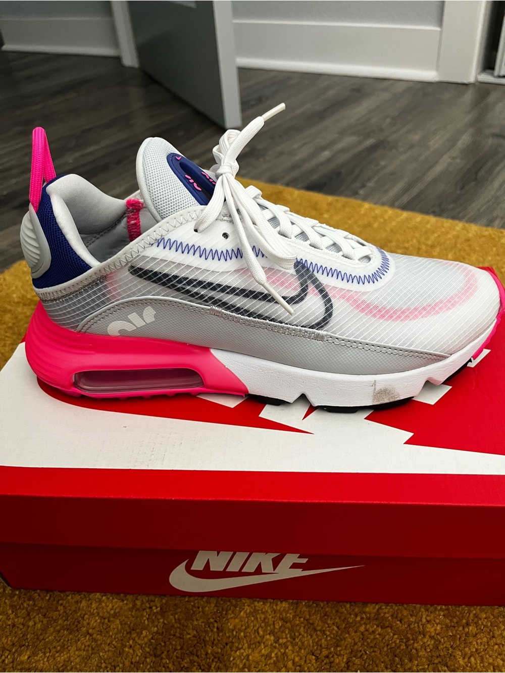 Nike Women’s Air Max 2090 White Hot Pink Sneakers